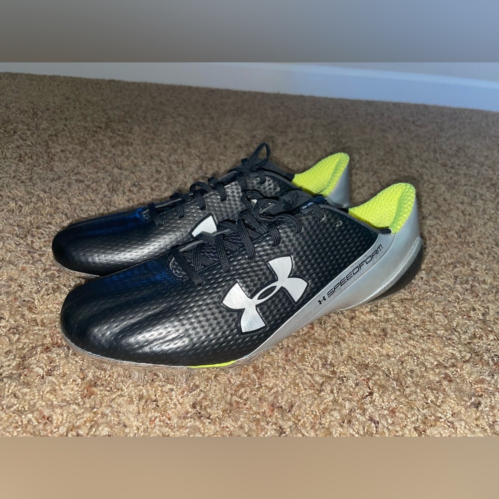 Brand new without box Under Armour Speedform MC Football Cleats size 8